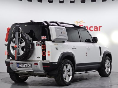 LAND ROVER DEFENDER - 3