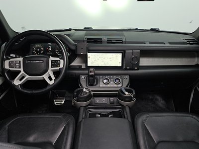 LAND ROVER DEFENDER - 5