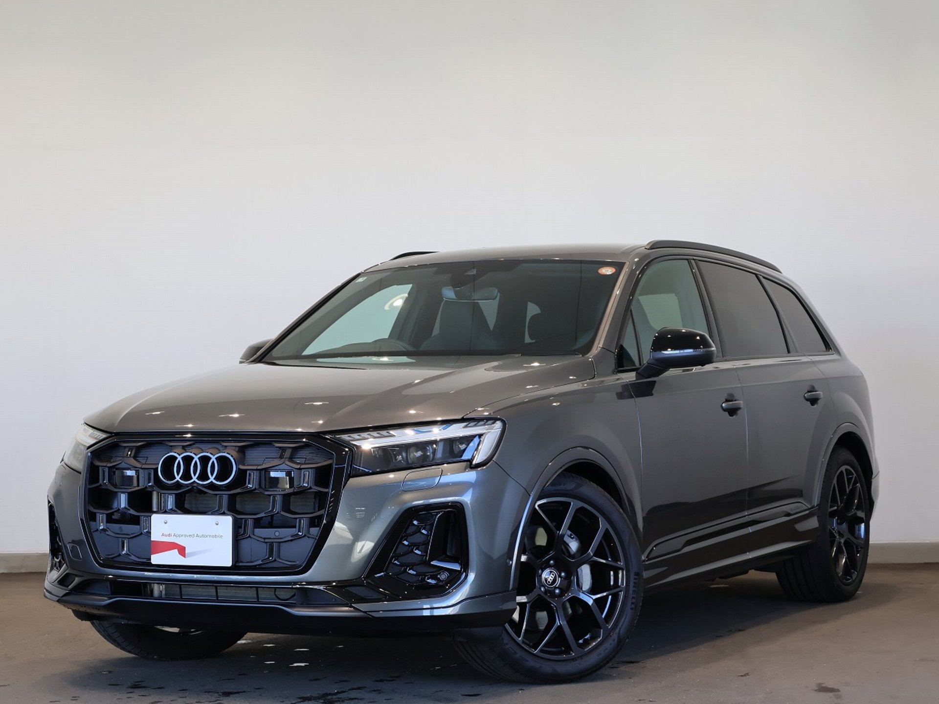 AUDI Q7 - View 1