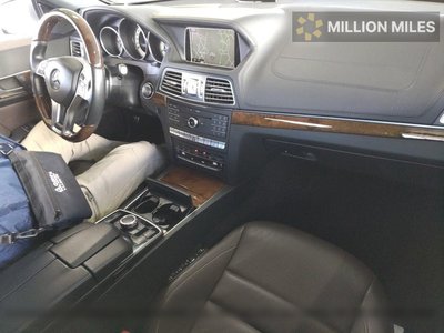 MERCEDES-BENZ E-CLASS - 3