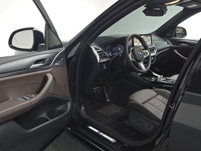 صورة 10 لـ 2025 BMW IX3