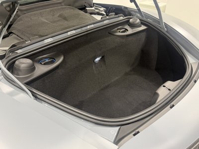2024 Porsche 718 SPYDER thumbnail 18