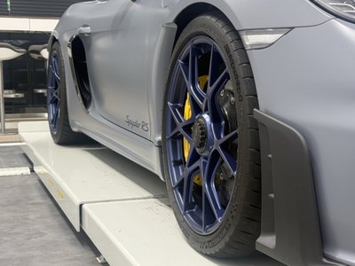 صورة 8 لـ 2024 Porsche 718 SPYDER