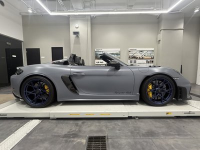 صورة 3 لـ 2024 Porsche 718 SPYDER