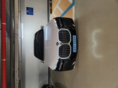 BMW I7