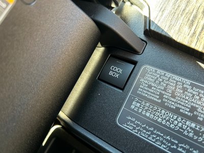 TOYOTA LAND CRUISER 300 - 10