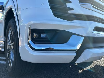 TOYOTA LAND CRUISER 300 - 10