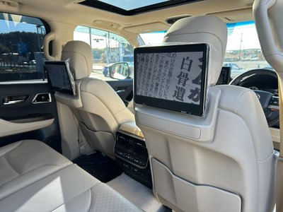 TOYOTA LAND CRUISER 300 - 8