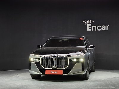 BMW 7 SERIES - 2