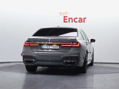 BMW 7 SERIES - 4