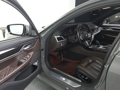 BMW 7 SERIES - 10