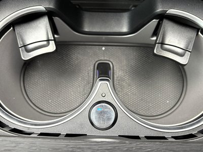 2026 Mercedes-BENZ GLS thumbnail 46