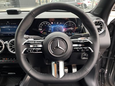 MERCEDES-BENZ GLB - 9