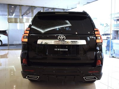 TOYOTA LAND CRUISER PRADO - 9