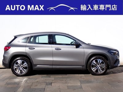 MERCEDES-BENZ GLA - 7