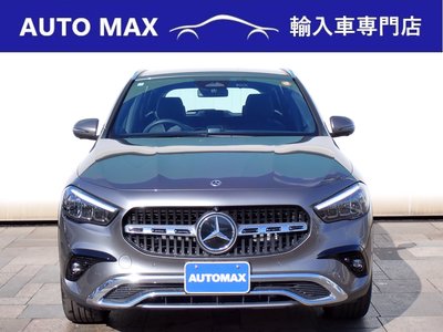 MERCEDES-BENZ GLA - 4