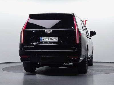 2021 Cadillac ESCALADE 5TH GENERATION photo 3