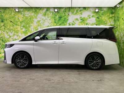 TOYOTA VELLFIRE - 2