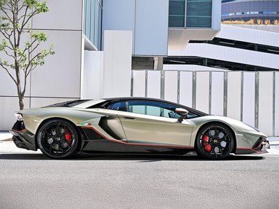 صورة مصغرة 32 لـ 2017 Lamborghini AVENTADOR
