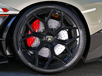 صورة مصغرة 61 لـ 2017 Lamborghini AVENTADOR