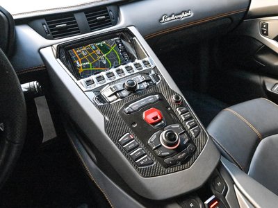 صورة مصغرة 17 لـ 2017 Lamborghini AVENTADOR