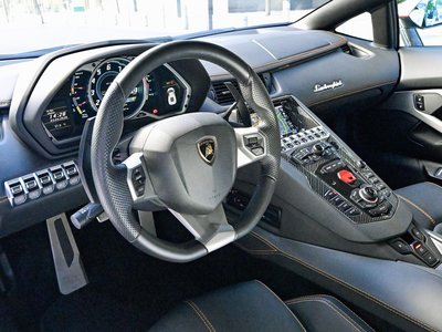صورة مصغرة 15 لـ 2017 Lamborghini AVENTADOR