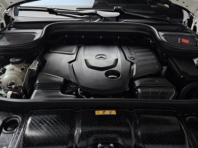 MERCEDES-BENZ GLS - 7