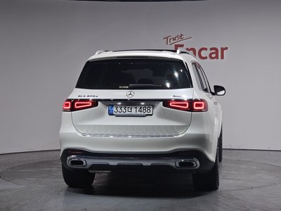 MERCEDES-BENZ GLS - 4