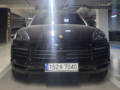 PORSCHE CAYENNE - 1