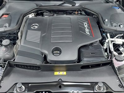 صورة 7 لـ 2025 Mercedes-BENZ GT AMG