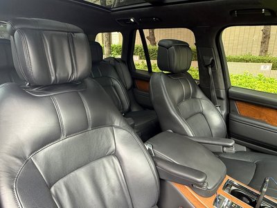 LAND ROVER RANGE ROVER AUTOBIOGRAPHY - 9