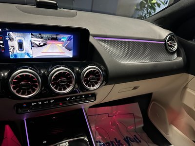 MERCEDES-BENZ EQA - 7