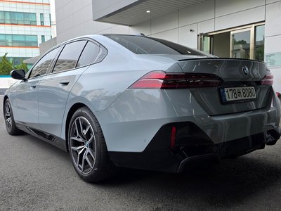 BMW 5 SERIES - 6