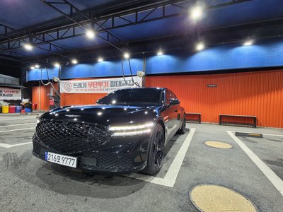 صورة 3 لـ 2022 Genesis G90 (RS4)
