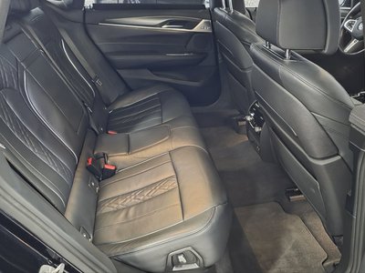 BMW 6 SERIES GT - 10