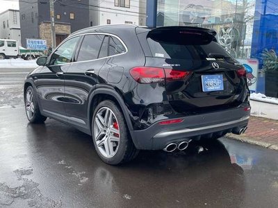 MERCEDES-BENZ GLA - 4