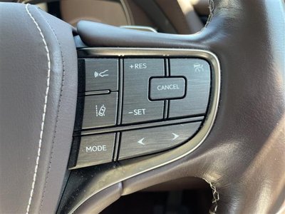 صورة مصغرة 27 لـ 2019 Lexus LS