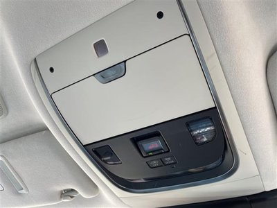 صورة مصغرة 39 لـ 2019 Lexus LS