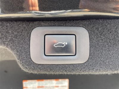 صورة مصغرة 23 لـ 2019 Lexus LS