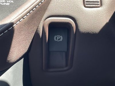 صورة مصغرة 30 لـ 2019 Lexus LS
