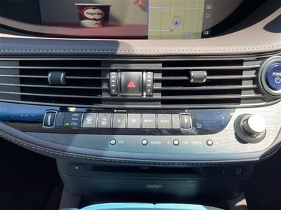 صورة مصغرة 34 لـ 2019 Lexus LS