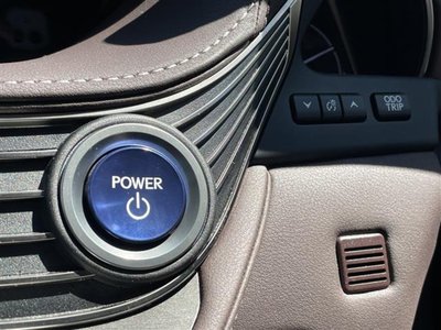 صورة 5 لـ 2019 Lexus LS