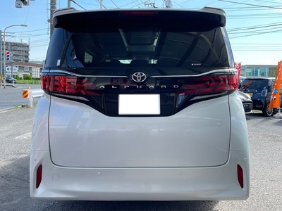 TOYOTA ALPHARD - 4