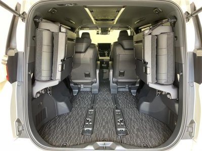 2024 Toyota ALPHARD — миниатюра 28