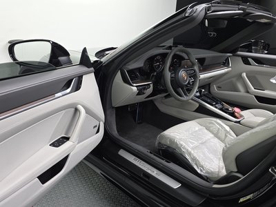 2024 Porsche 911 photo 10