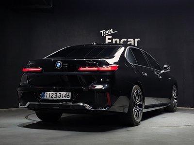 BMW 7 SERIES - 4