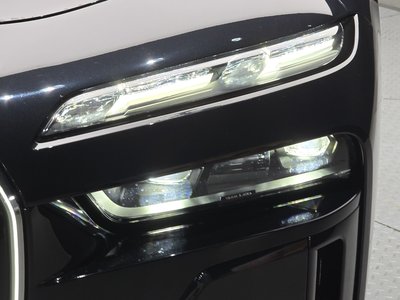 BMW 7 SERIES - 9