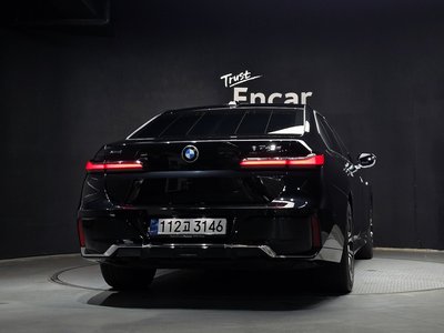 BMW 7 SERIES - 3