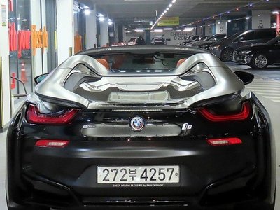 BMW I8 - 10