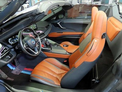 2019 BMW I8 — миниатюра 11